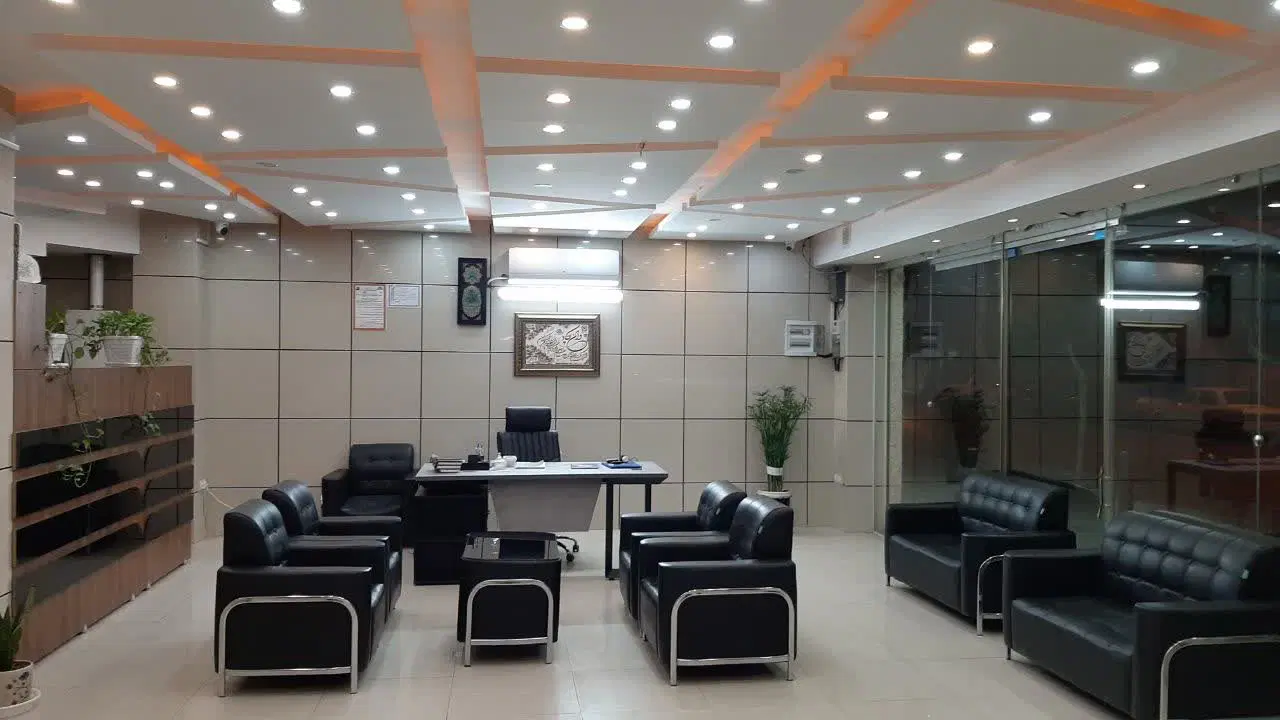 مغازه ۷۵ متر سه بر در آذربهرام پروین