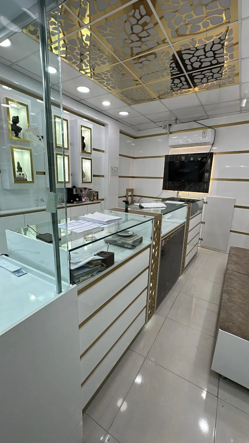 فروش مغازه طلا فروشی