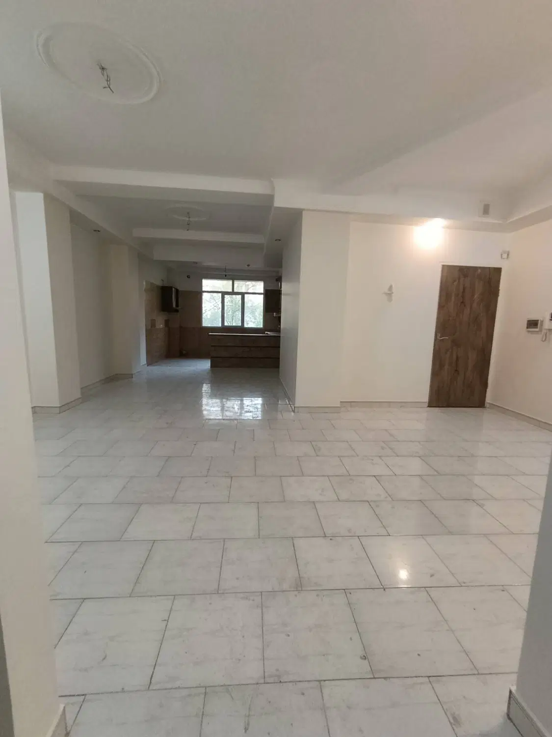 ۹۰ متری نبی اکرم با پارکینگ