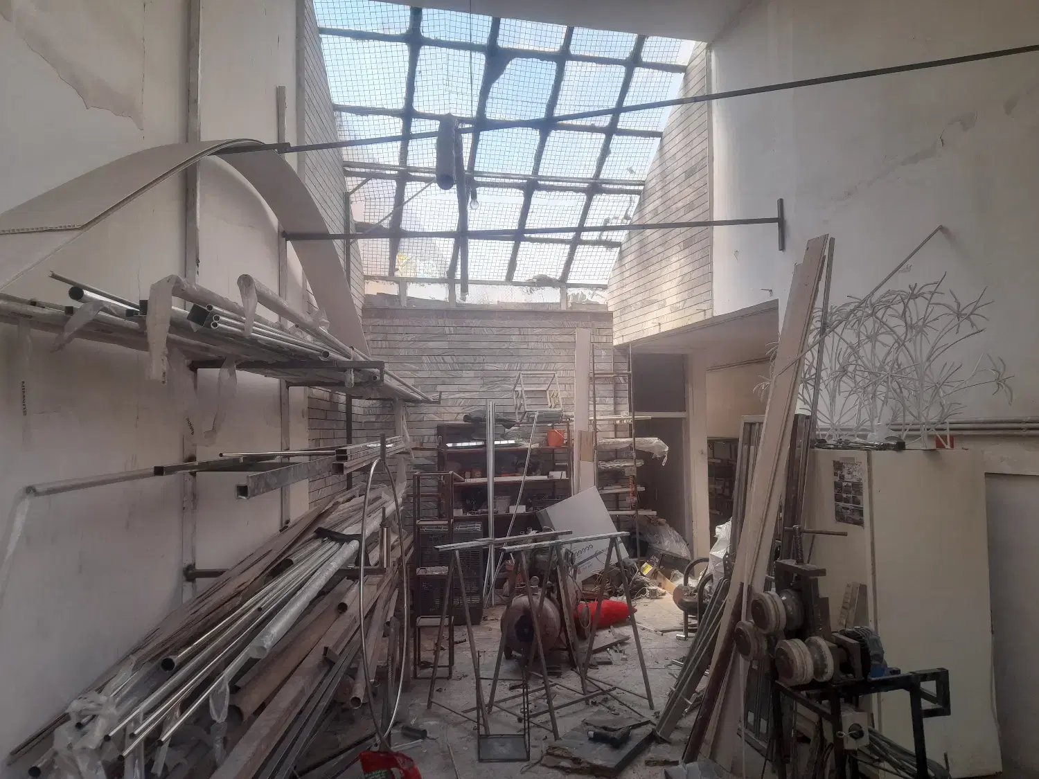 مغازه اجاره ای کرسگان