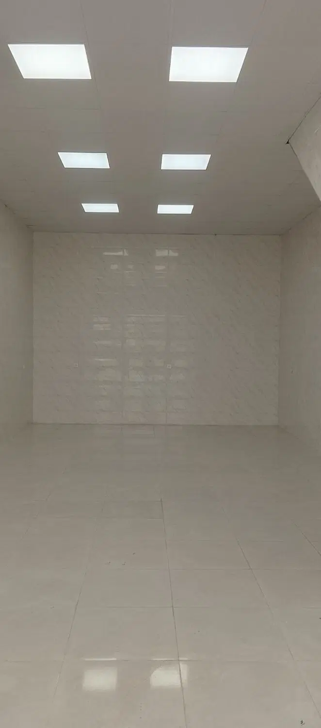 ملک تجاری به فروش می‌رسد