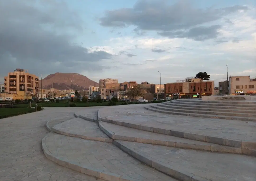 فروش فوری ویلایی ۶۰ متریمیپان شهدای هسته‌ای