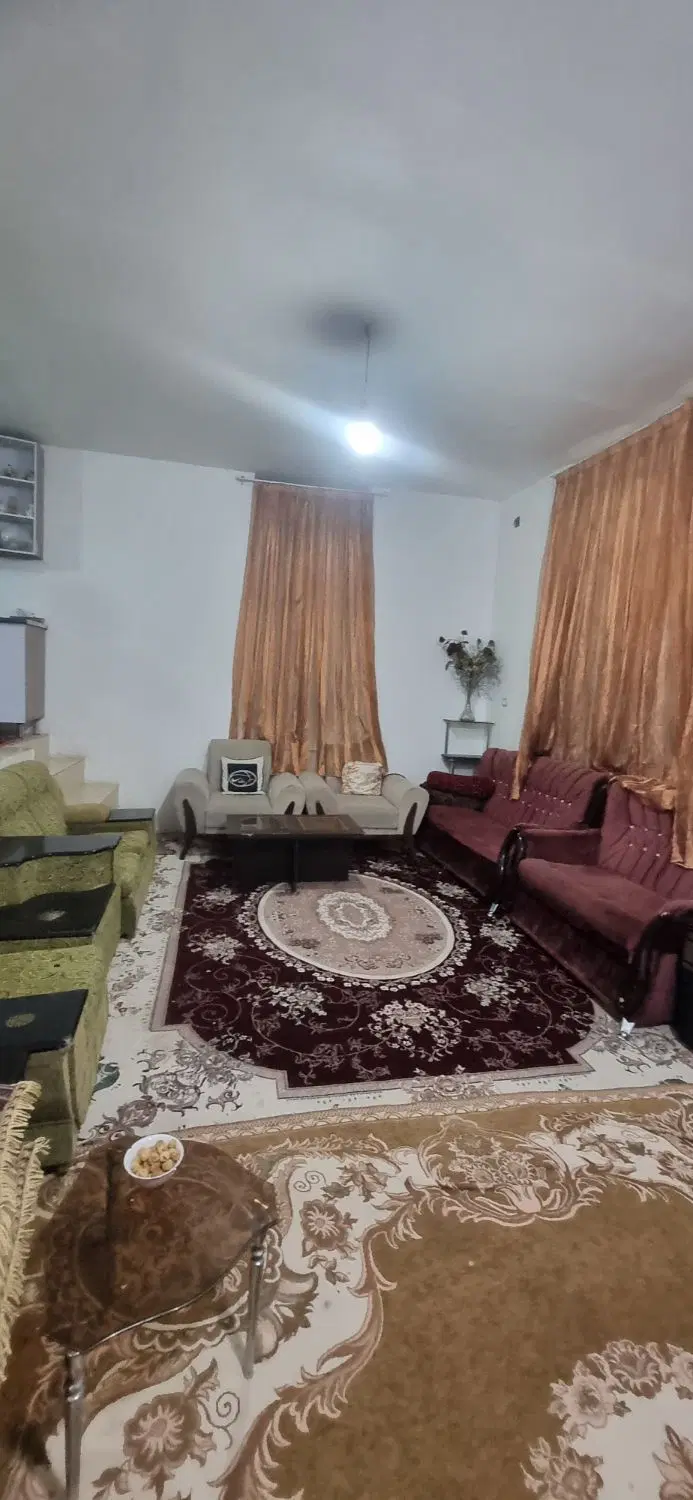 ویلایی طلاب