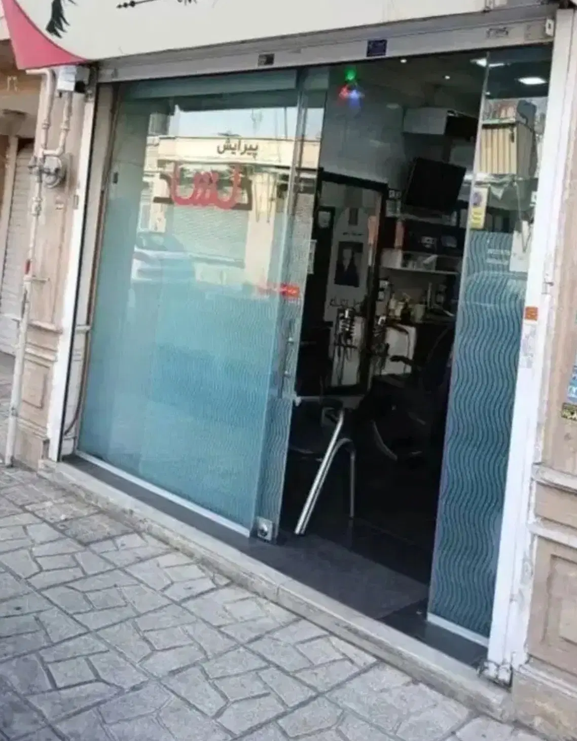 مغازه  ۲۹ متر در بافت پر تردد صاحب الامر قصردشت
