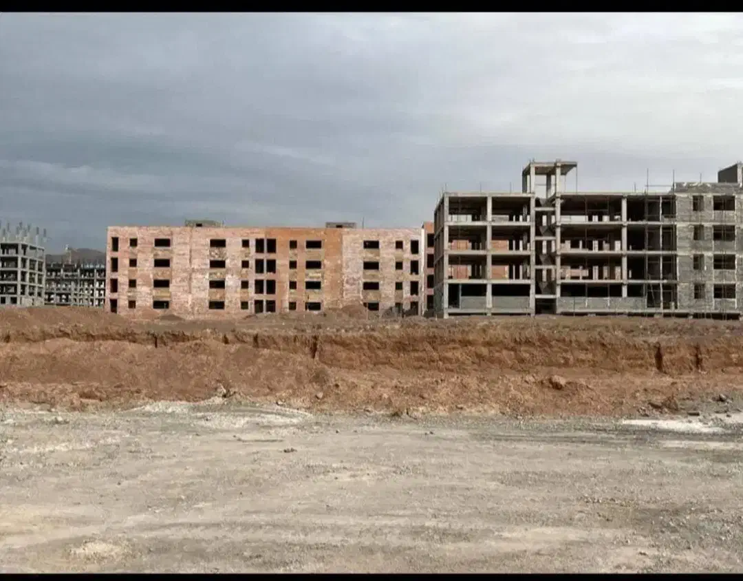 سرمایه گذاری عالی در بهترین لوکیشن پرند فاز،صفر