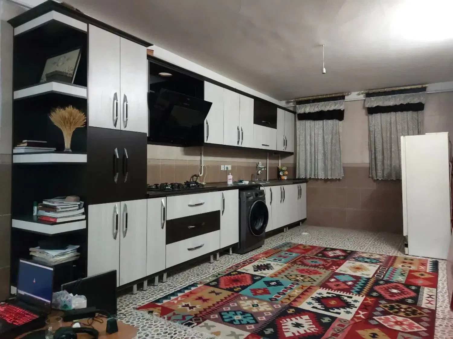 ویلایی دو طبقه بر اصلی ۱۶ متری