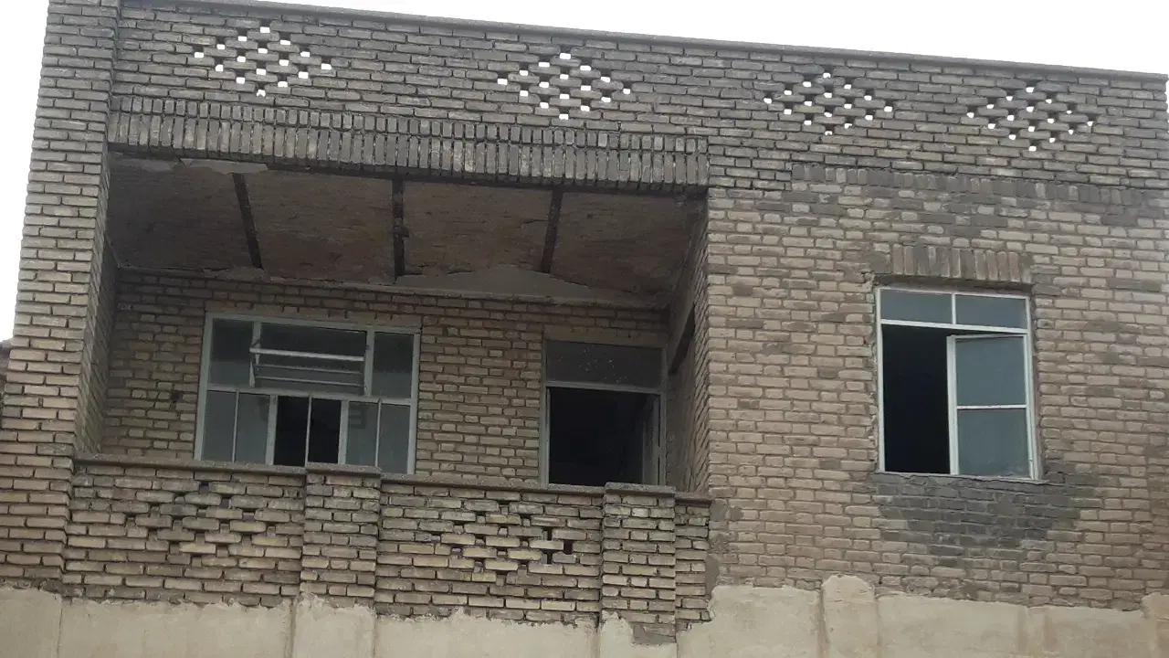 اجاره و رهن منزل ۲۶۰متر میدان مثلت(مرکز شهر)