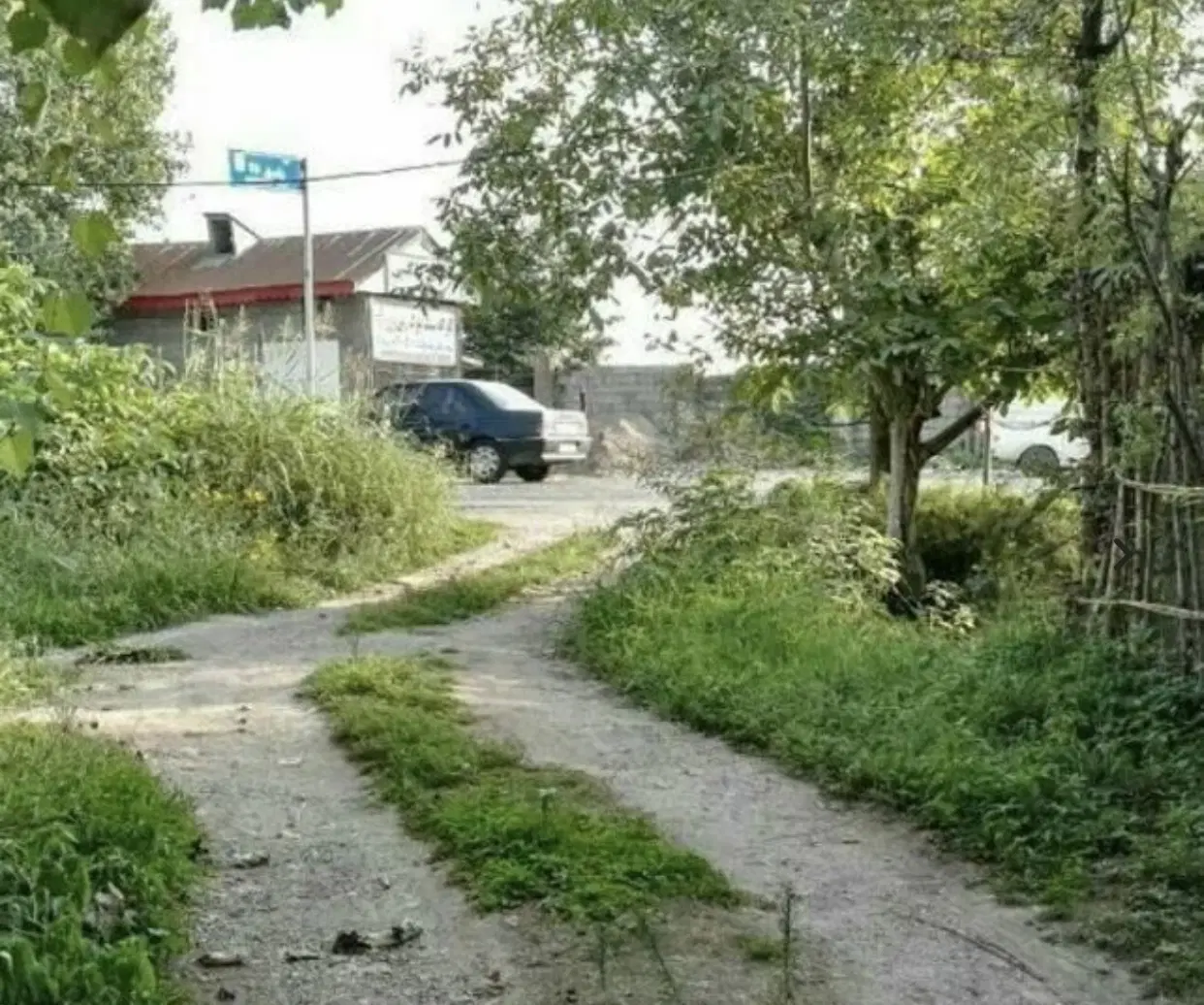 ۸۰۰ متر زمین مسکونی