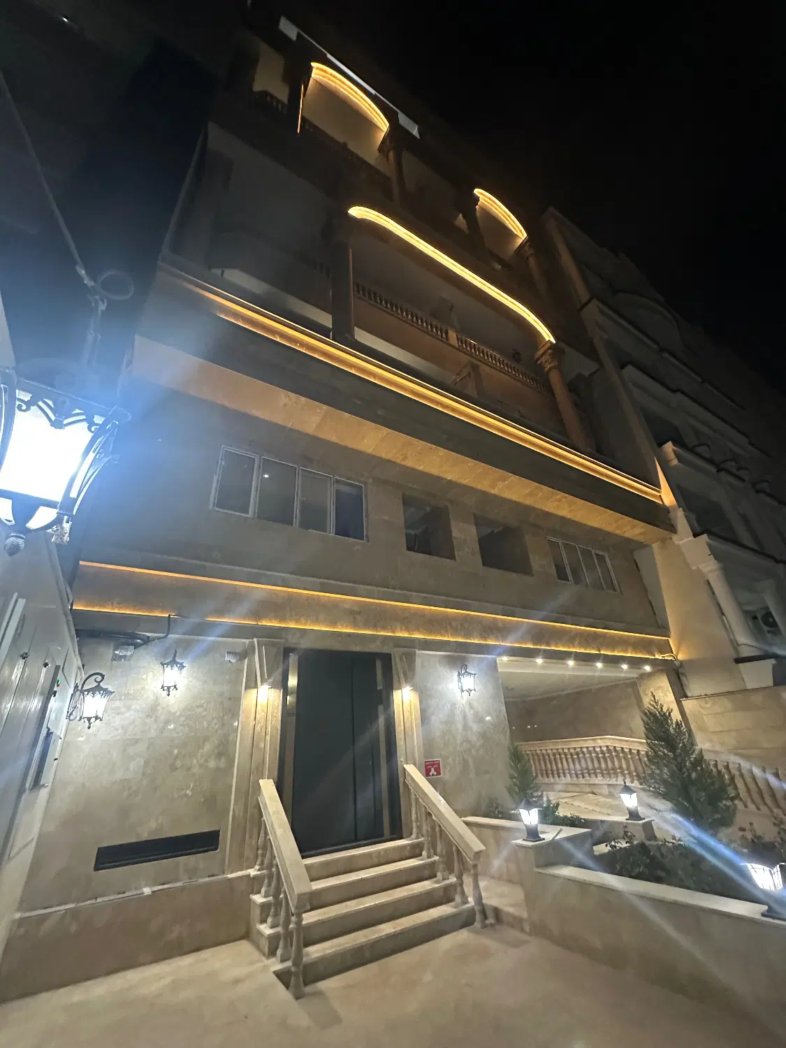 فروش فوری آپارتمان نوساز *تهاتر ماشین