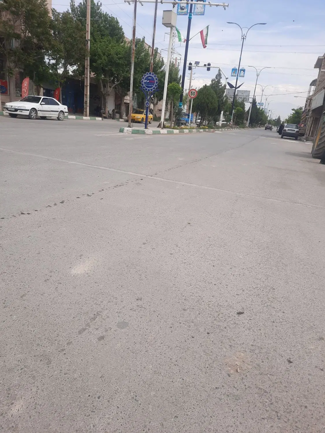 ۱۸۰ متر زمین مسکونی  تنکمان