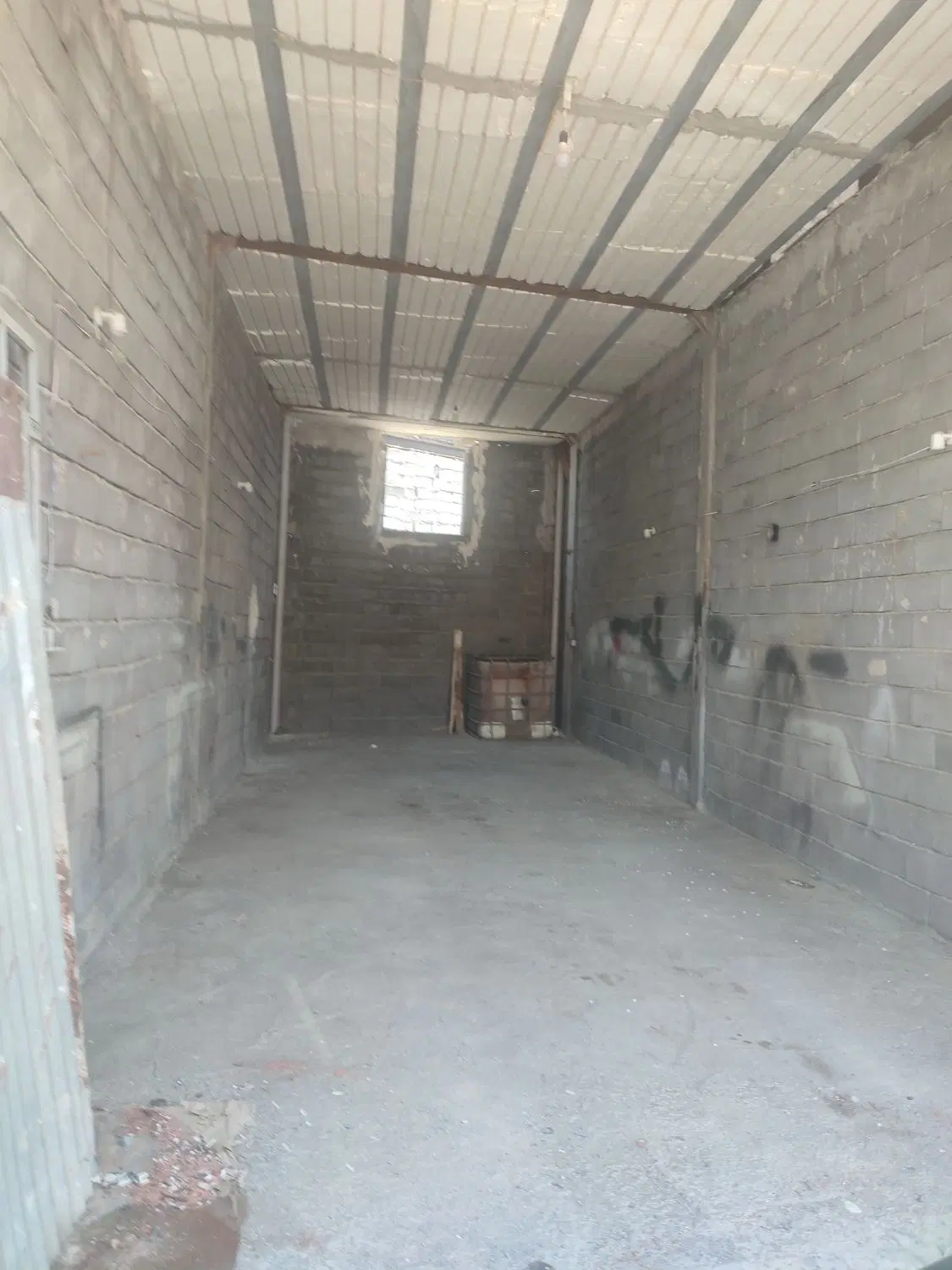 مغازه ۴۵ متری