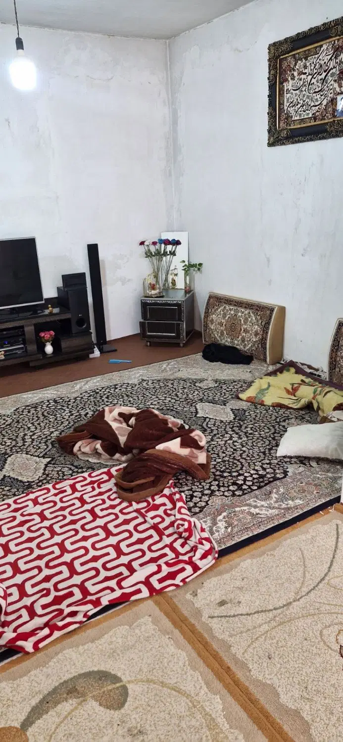 خانه ۱۱۴ متری واقع در میدان شهناز