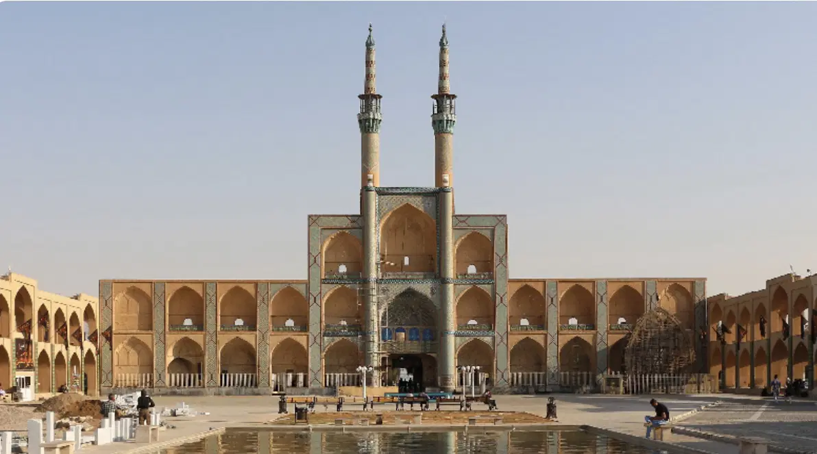 فروش ملک در قلب تاریخی یزدچند قدمی میدان امیرچخماق