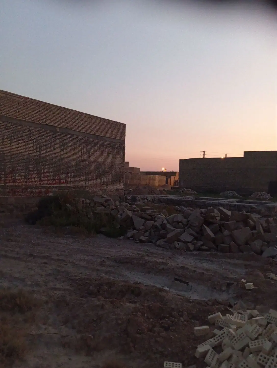 زمین مسکونی