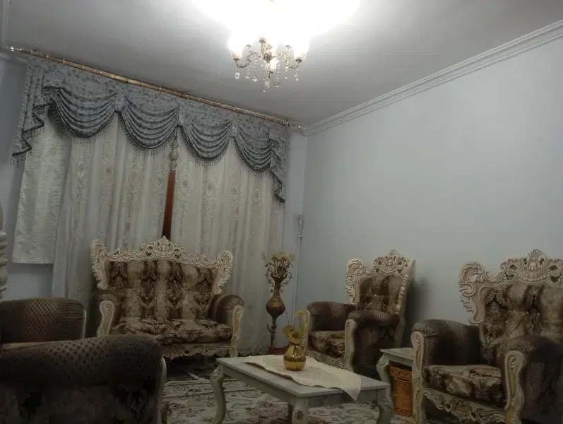 خانه ویلای 3طبقه حصارک بالا