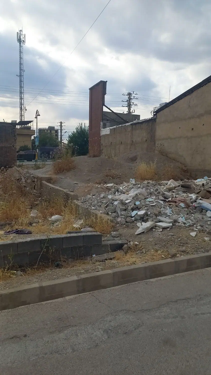 زمین مسکونی خیابان جمهوری