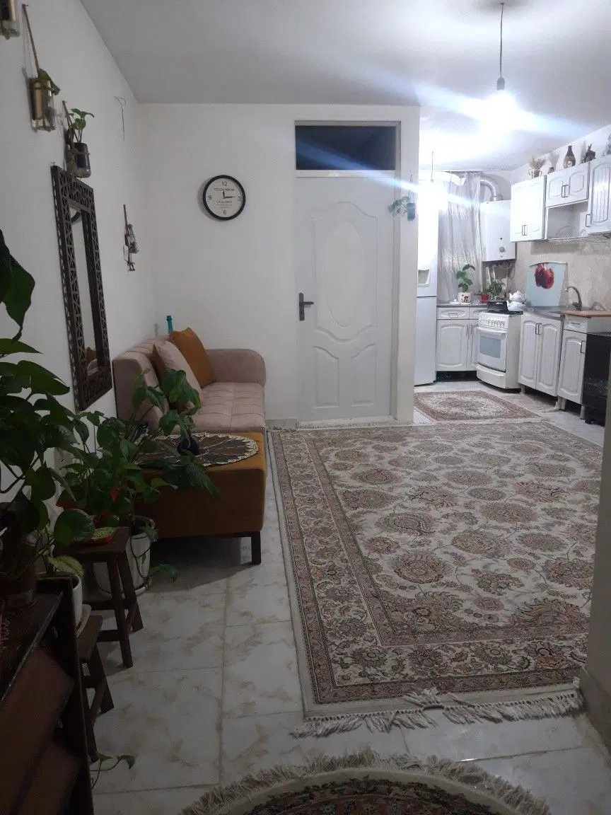 آپارتمان ۵۰ متری خیابان برغان انتهای گل آرا شمالی
