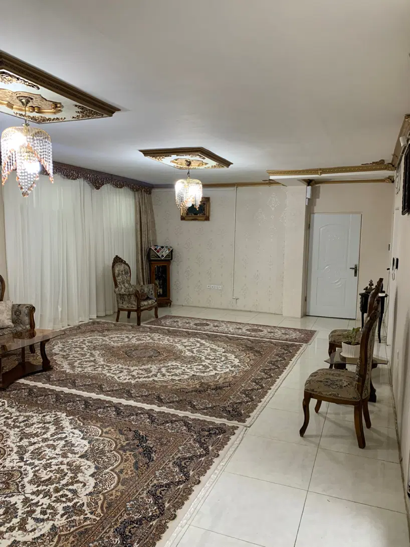 خانه ویلایی حافظیه ۱۸۳ متر
