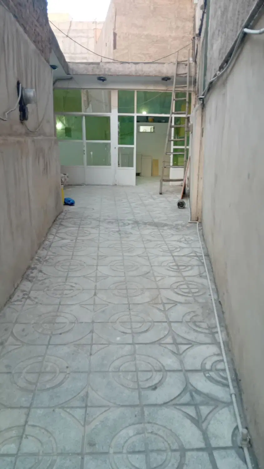 فروش یک باب خانه مسکونی ۱۱۰ متری