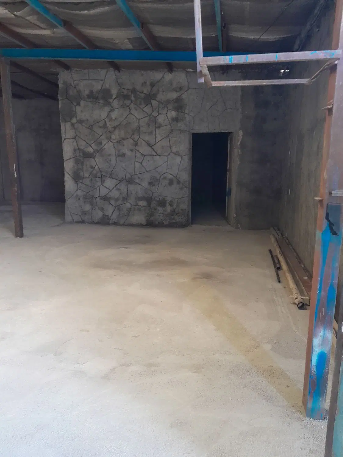 کارگاه اجاره ای ۱۵۰متری برق ۳فاز رجائیه