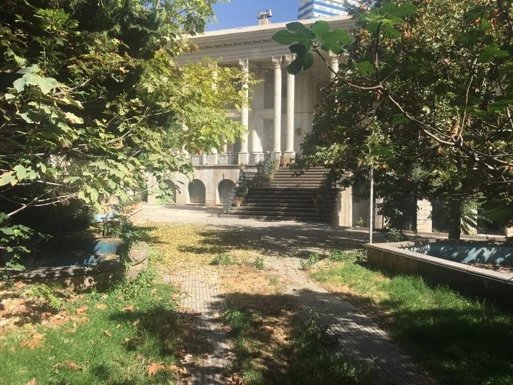 کلنگی ۸۰۰  مشابه در گلستان شمالی (اقدسیه)