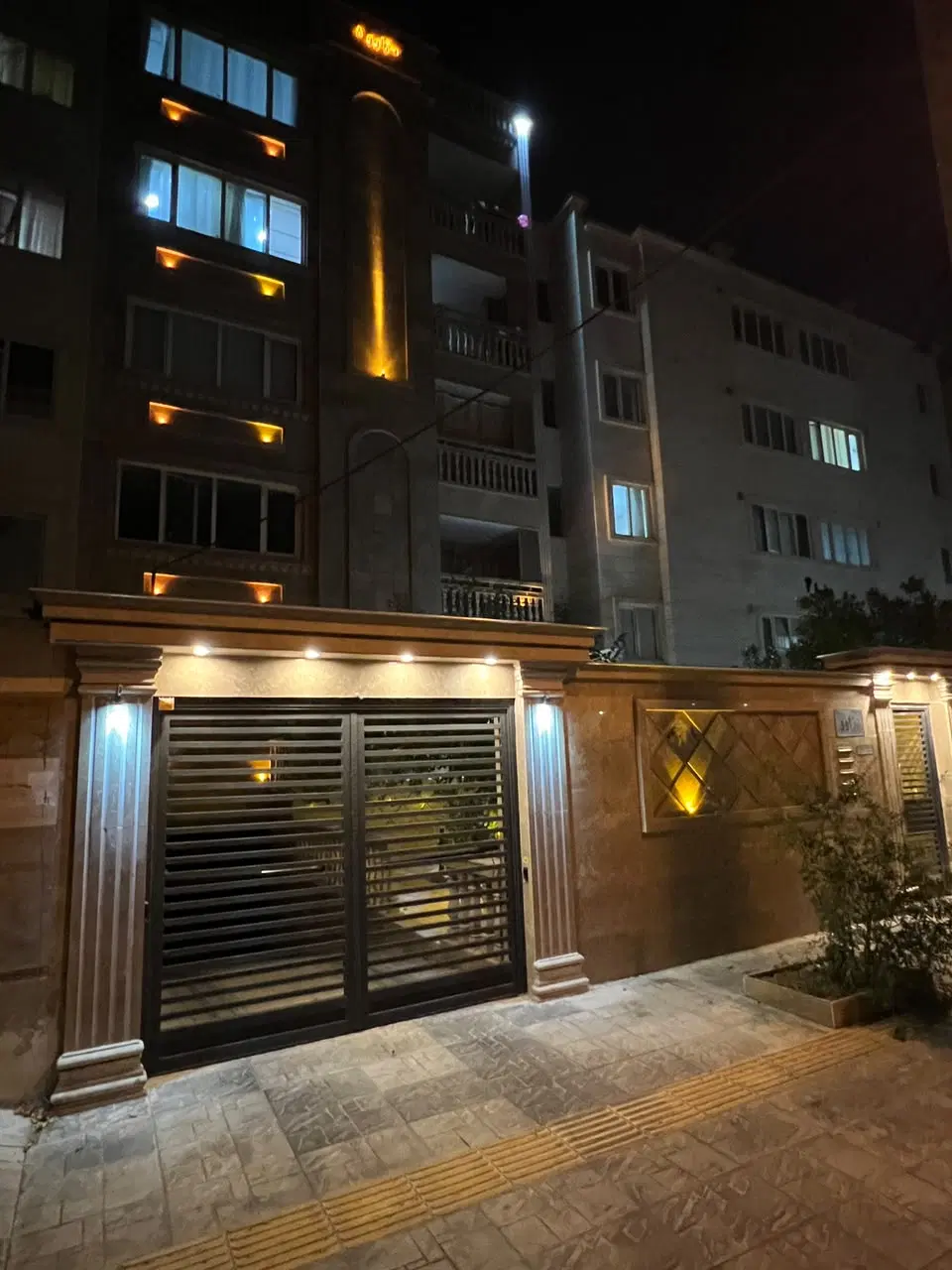 آپارتمان دو خواب ۱۱۵ متر ساخت ۹۷