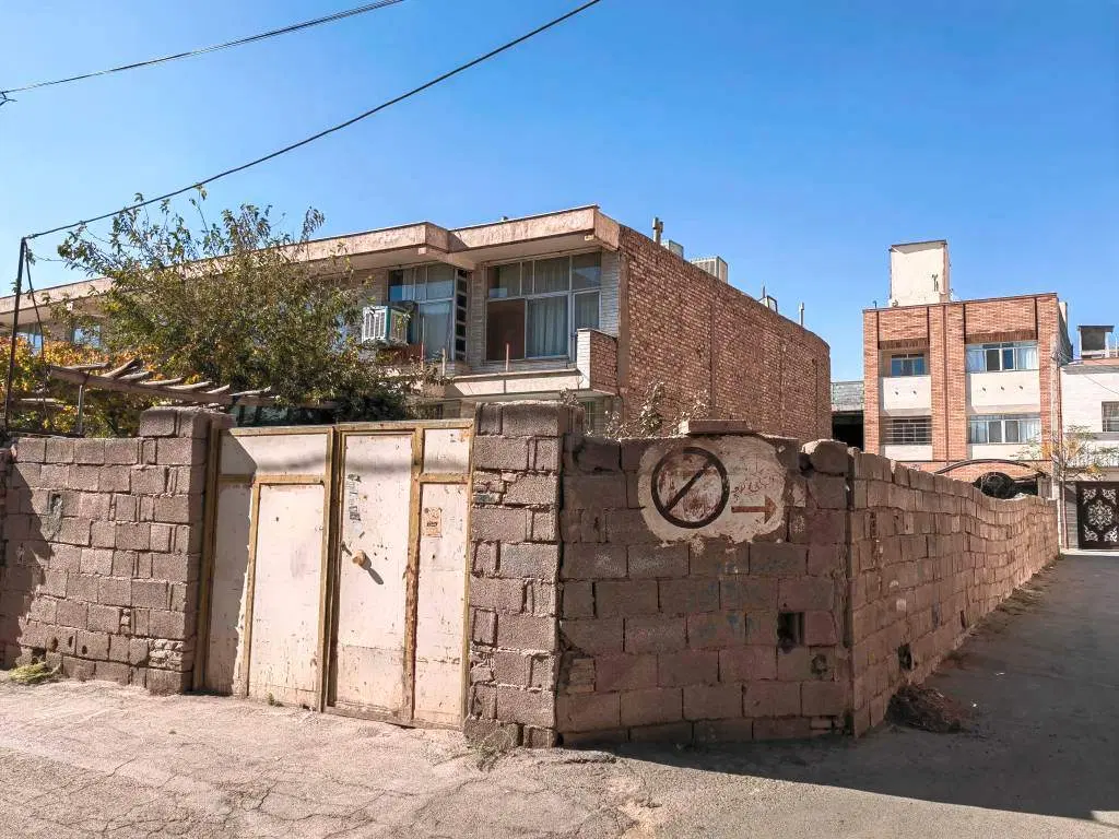 فروش زمین طلق ۲۰۰ متری خیابان شهید رجایی و جامی