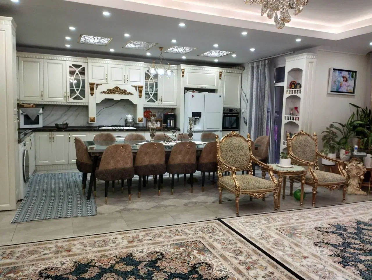 ۱۵۴متر_غرق نور_۳خواب_آسانسور_پارکینگ سندی