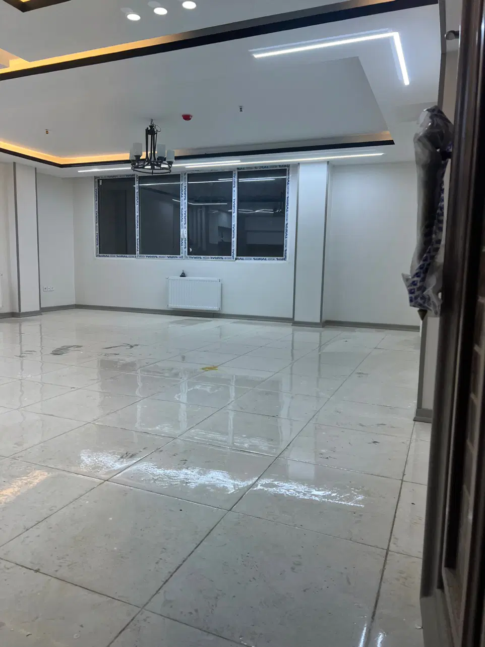 آپارتمان ۹۰ متری