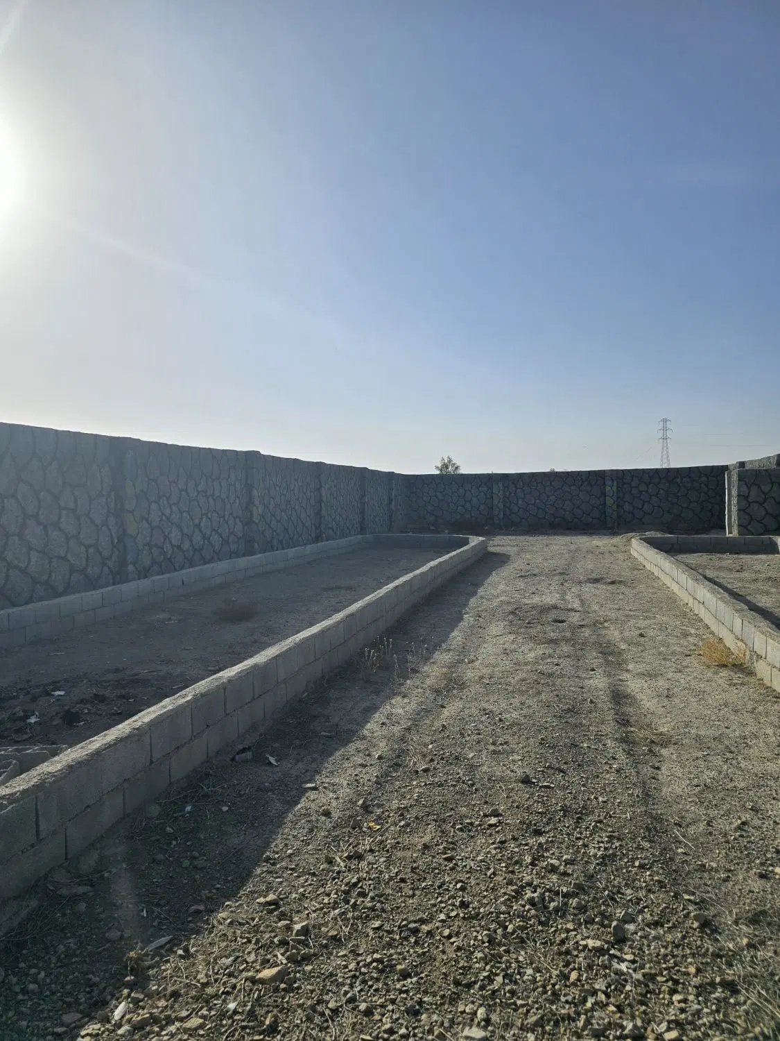 ۶۰۰مترچهاردیواری با اتاق