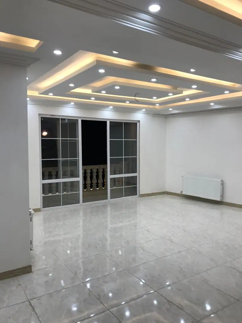 ۸۱متر_سنددار_۲خواب _پارکینگ اختصاصی