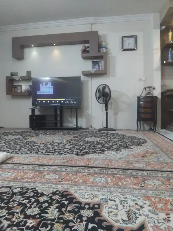 به یه هم خونه نیاز میباشد