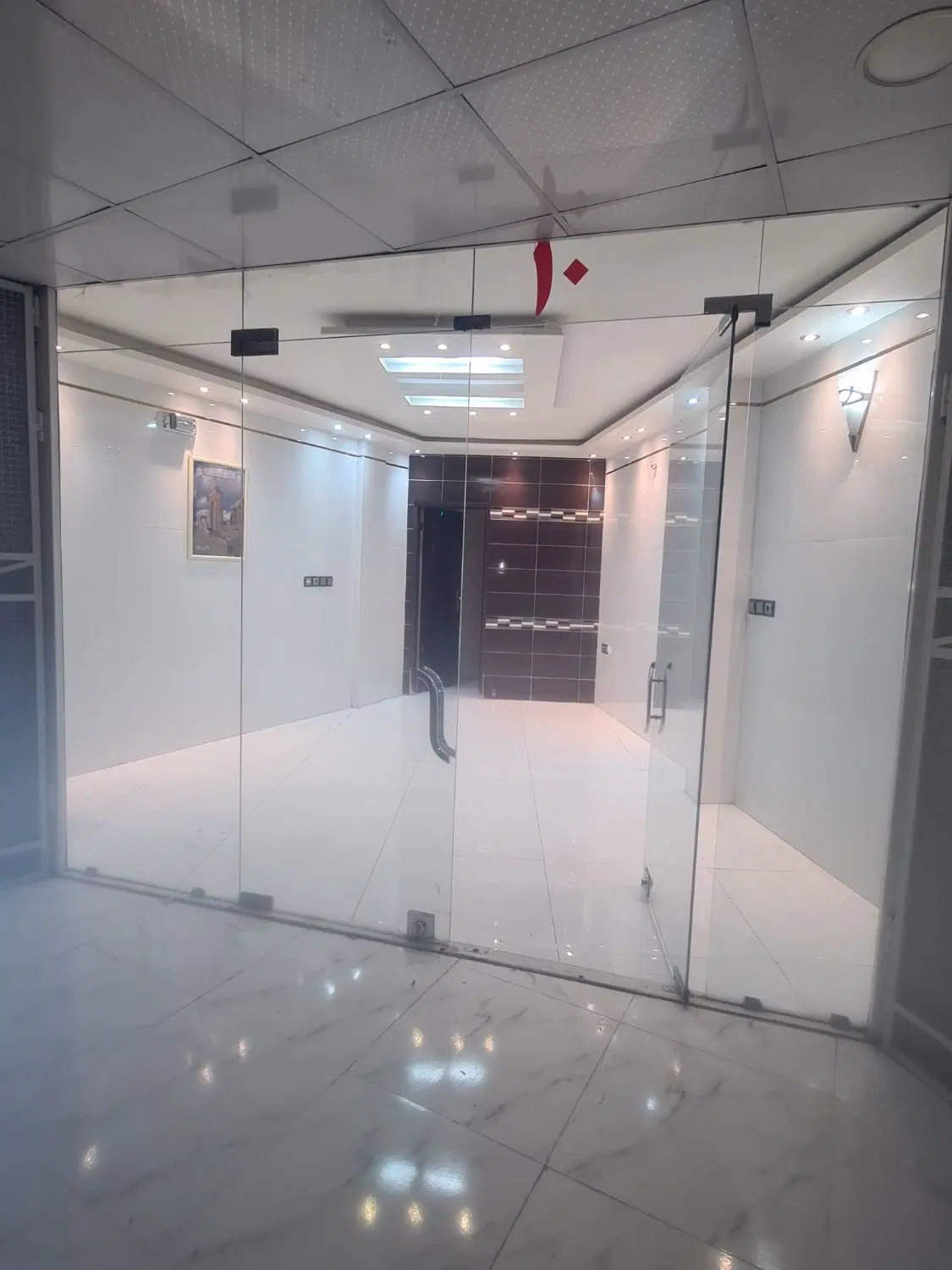 ۲۵ متر تجاری اداری میدان احمدآباد