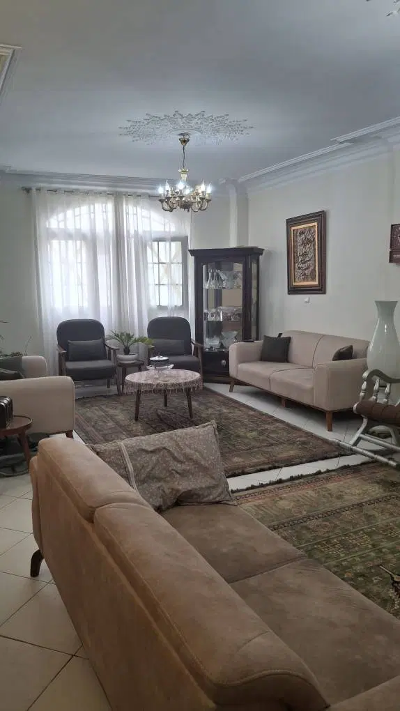 ۱۰۰ متر ۲ خواب _ تکواحدی_ ادیبی