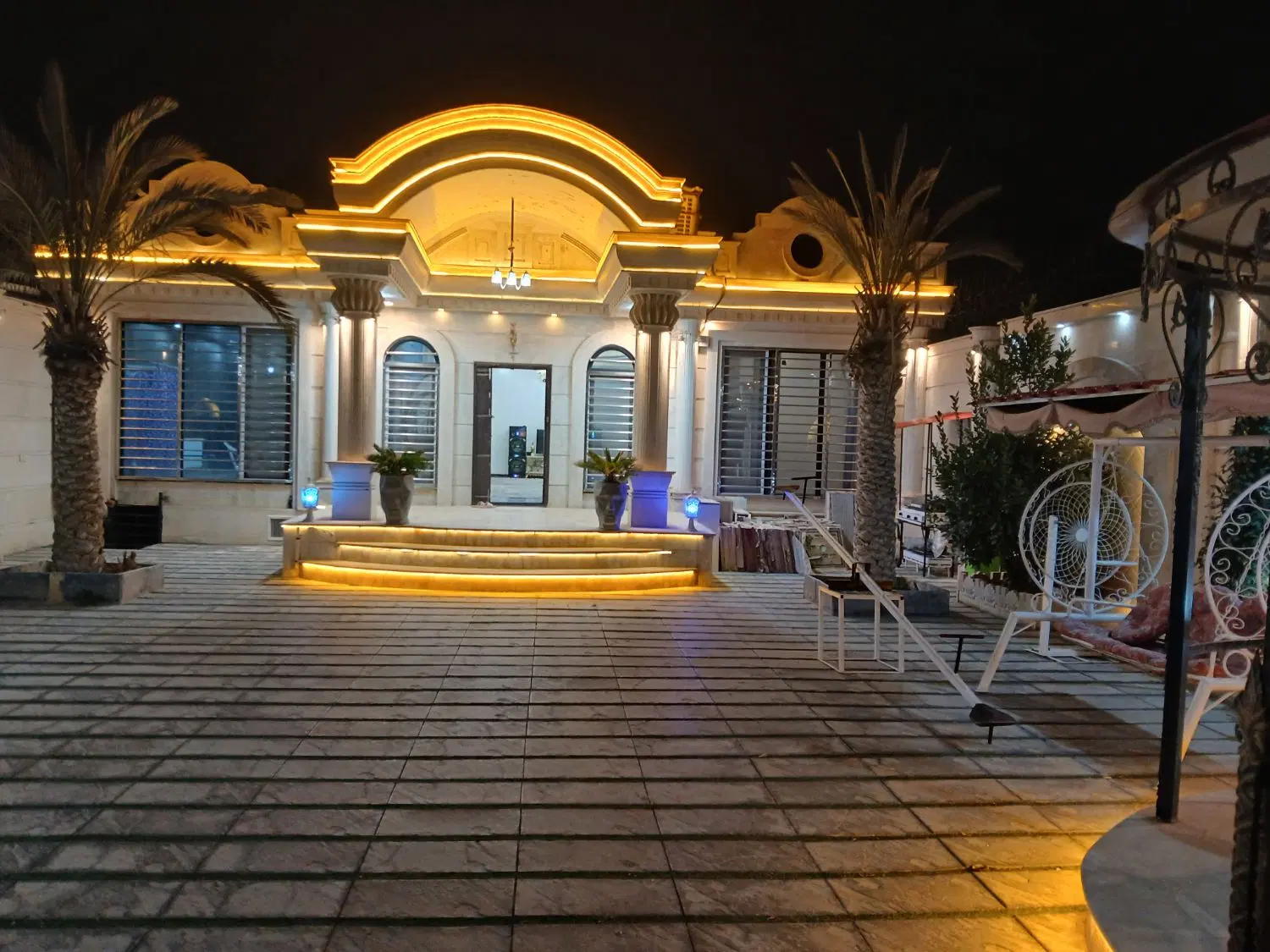 فروش باغ و باغچه