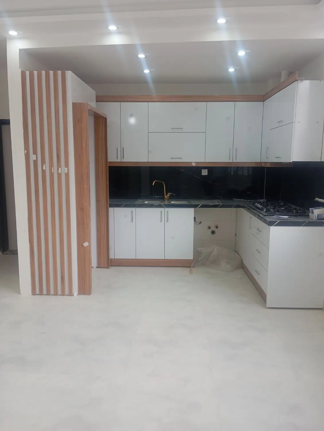 آپارتمان دوخوابه داخل کوچه 2متری علیمردانی 23