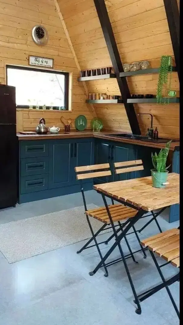رویای زندگی ویلا سوئیسی و شیشه ای