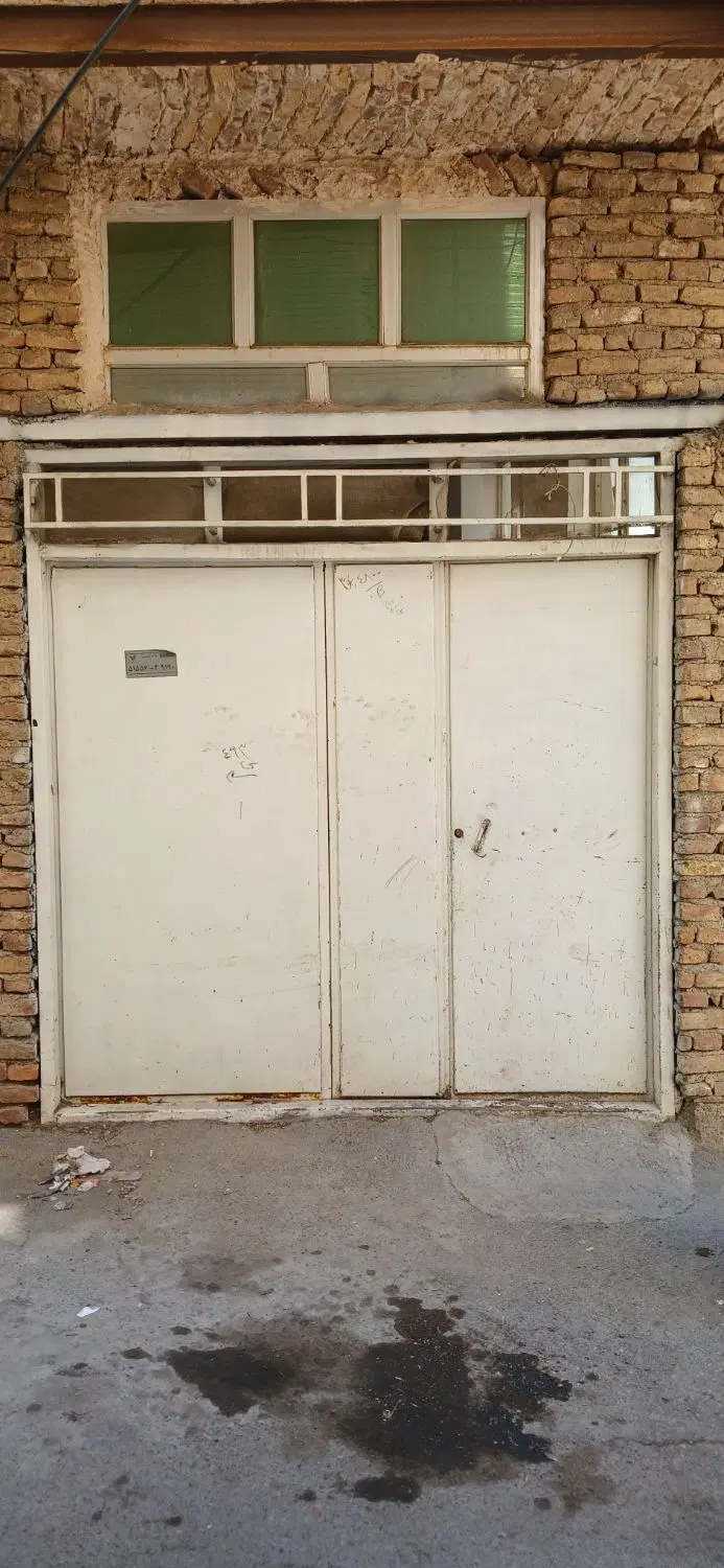 کارگاه و مغازه درعباسی-یوسف آباد-شفیع زاده وفخرنیا