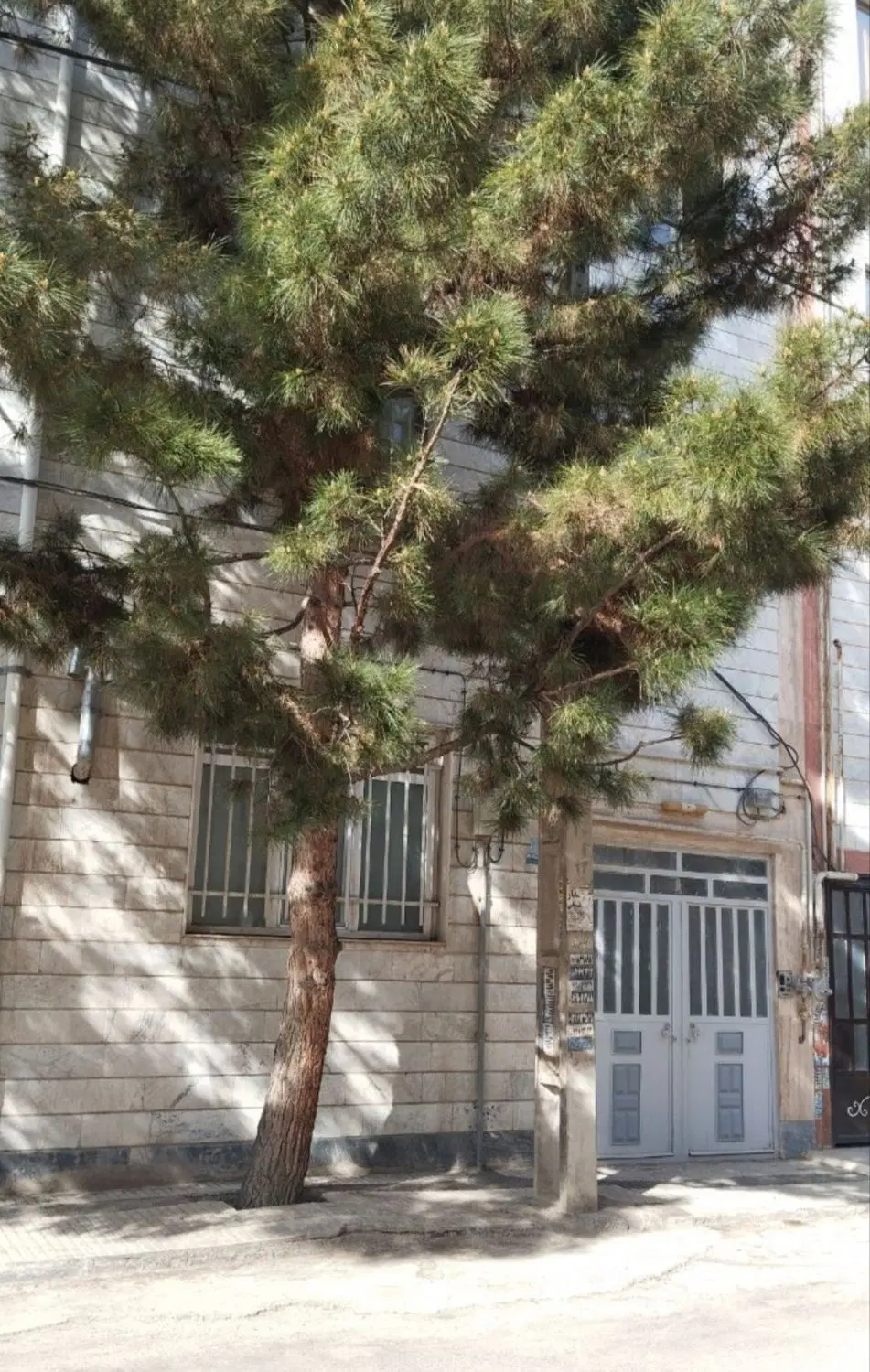 خانه ویلایی سه طبقه