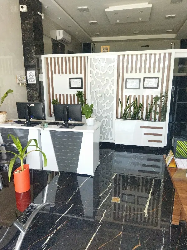 اجاره مغازه دوطبقه۱۲۰متری میدان حج