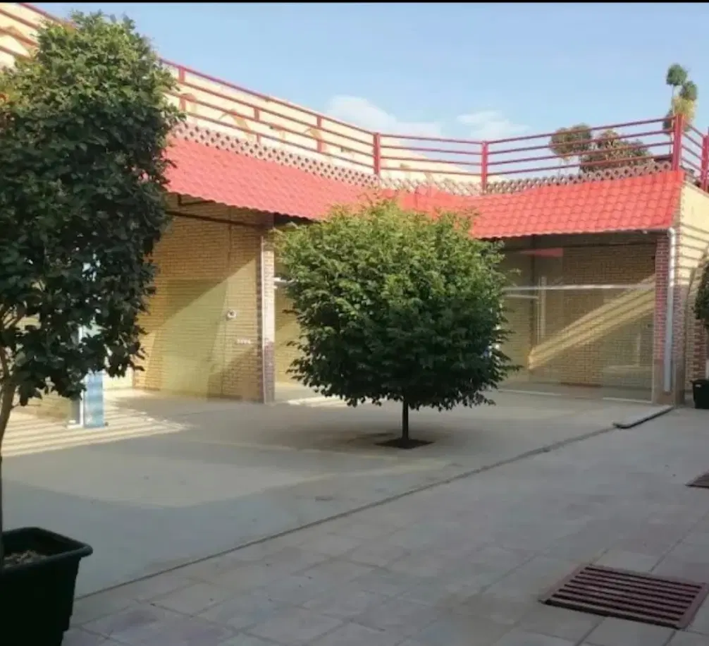 مغازه ۱۴ متری،دو نبش،یاسوج
