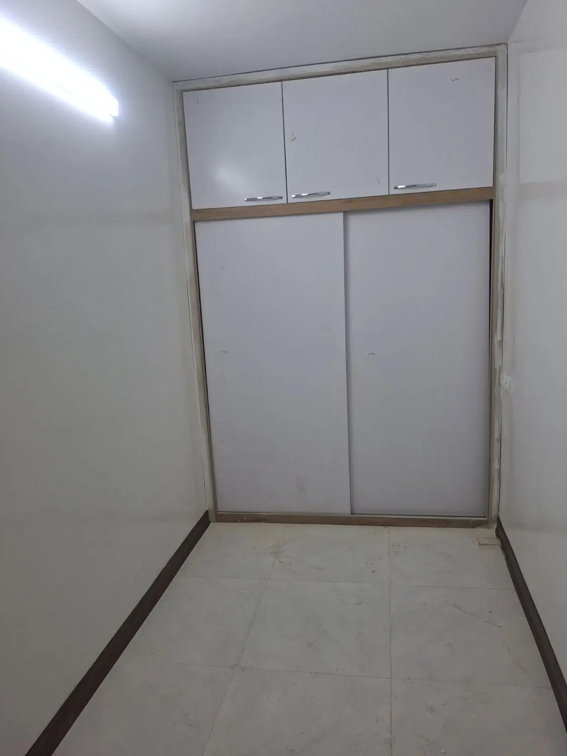 واحد ۳۵متری تکخواب گلابدره آبک تجریش