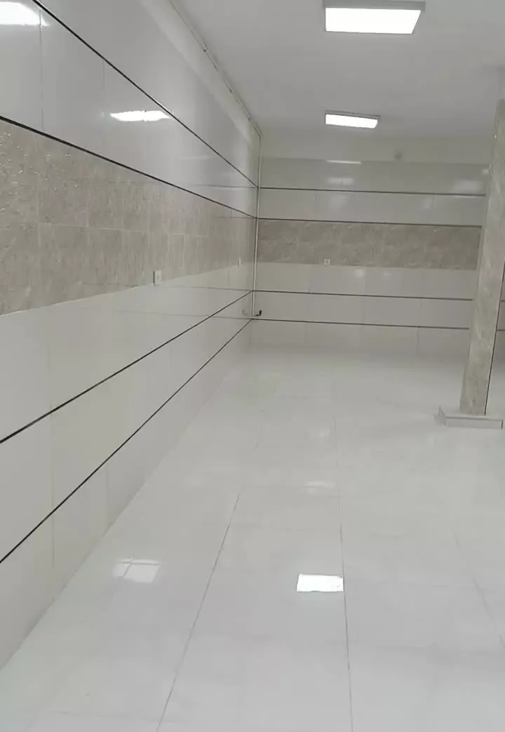 مغازه فروشی