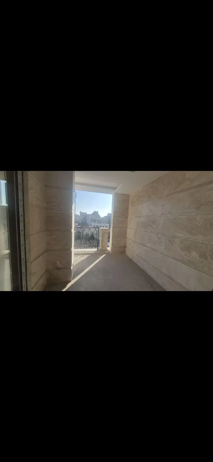 آپارتمان ۲۵۰ متر