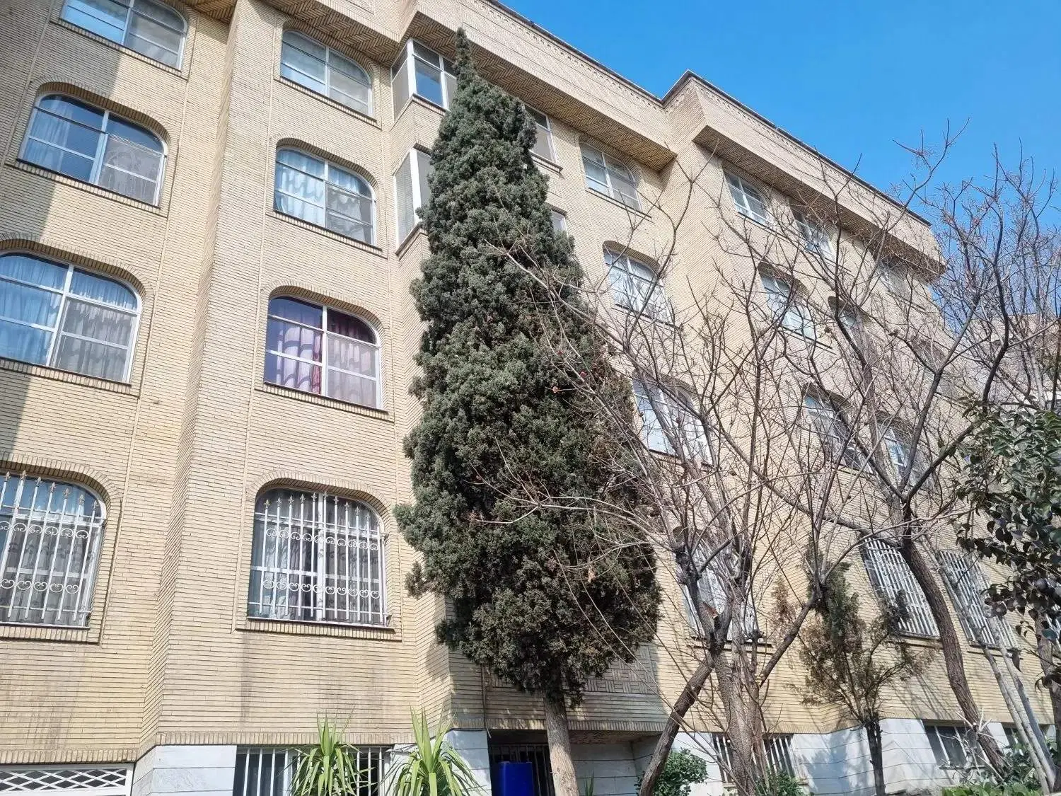 قدرالسهم ۸۷ متر از پلاک ۸۶۱ متری M115، حکمت