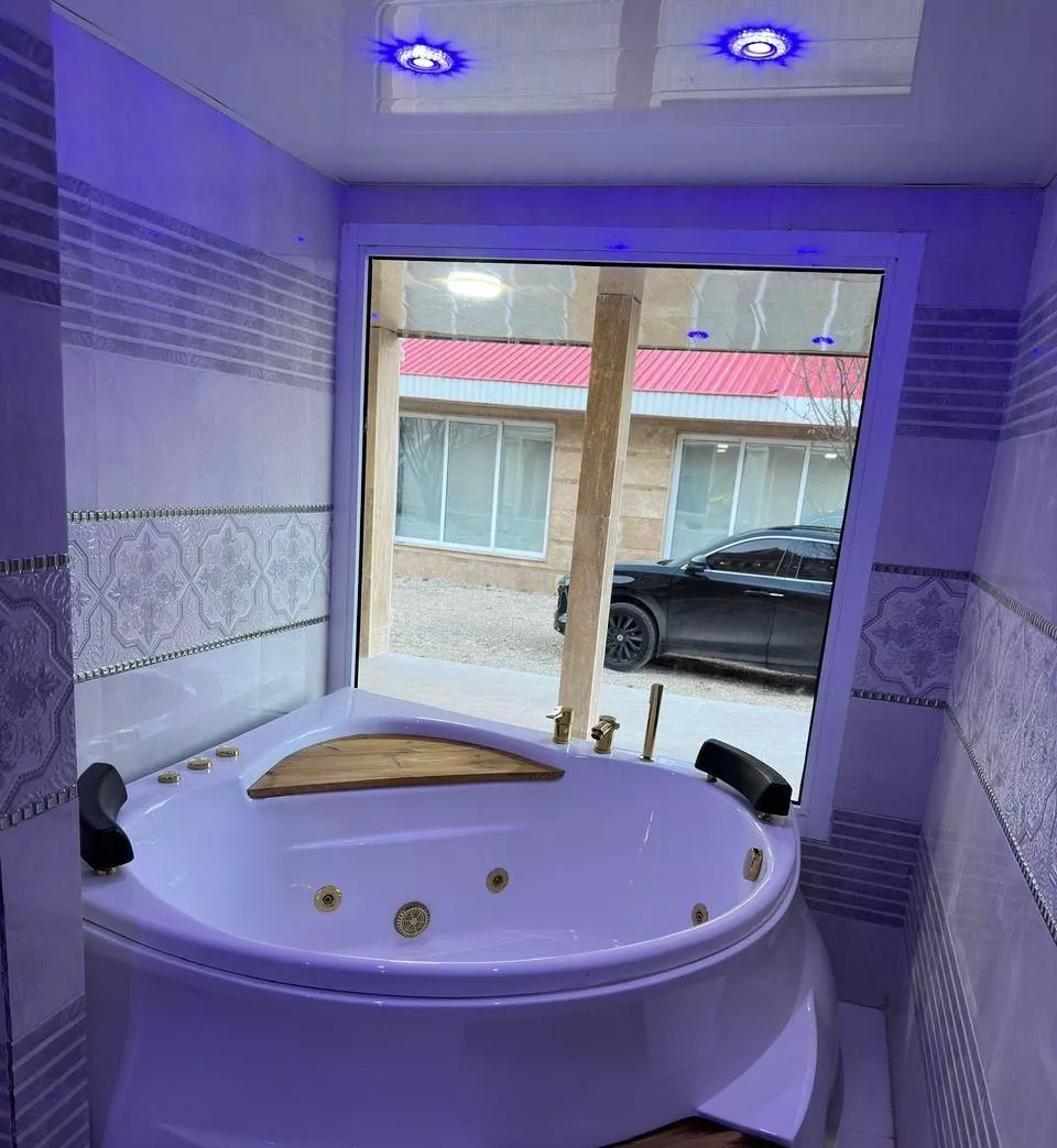 ویلای ۳ خوابه استخر و جکوزی گردنه حیران