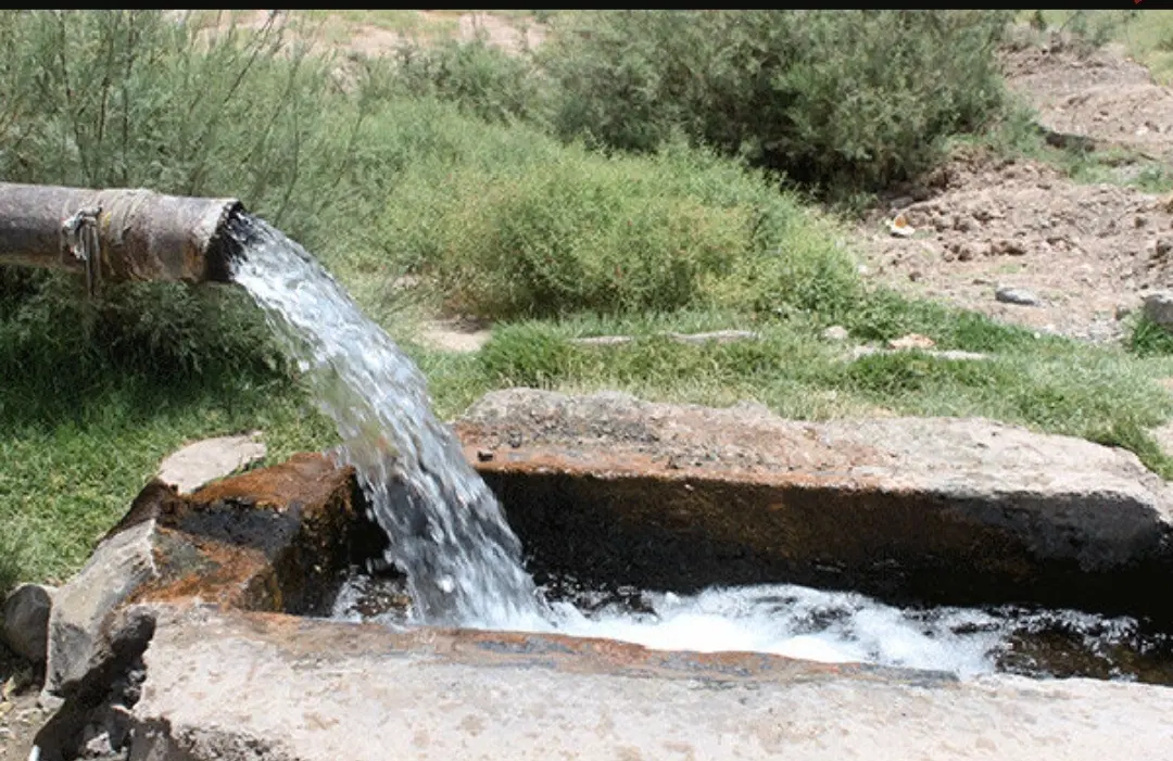 زمین باغی به همراه ۴۵ دقیقه آب چاه