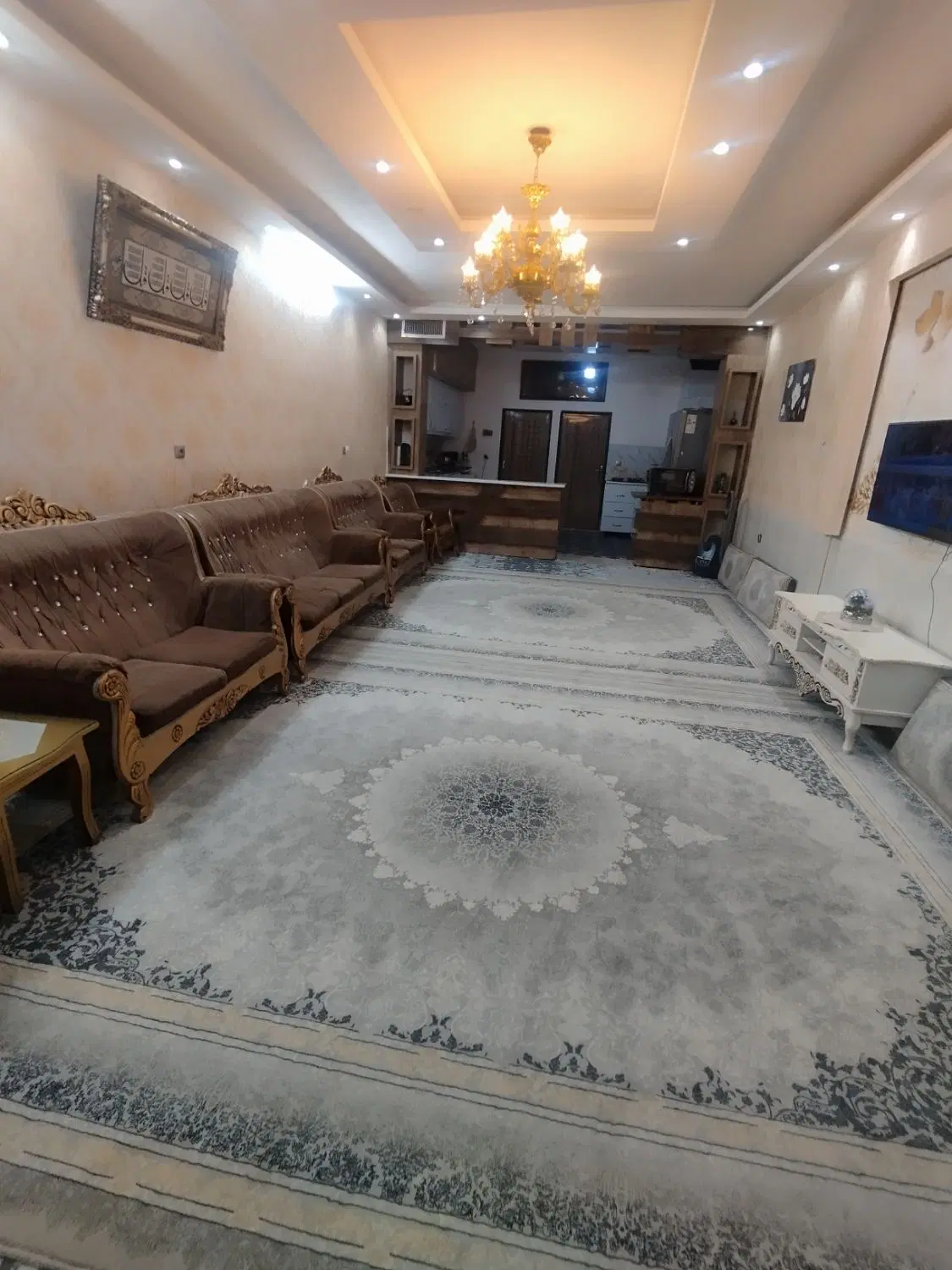 آپارتمان ۱۰۰ متری توس ۱۳۶ پارکینگ اختصاصی