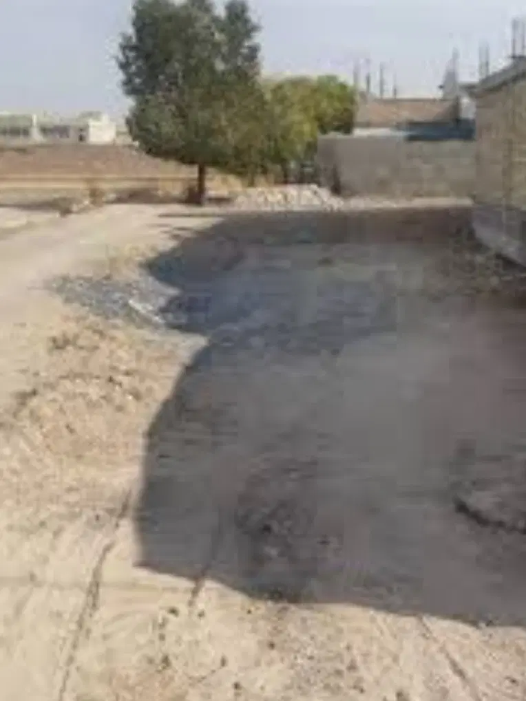 زمین فروشی