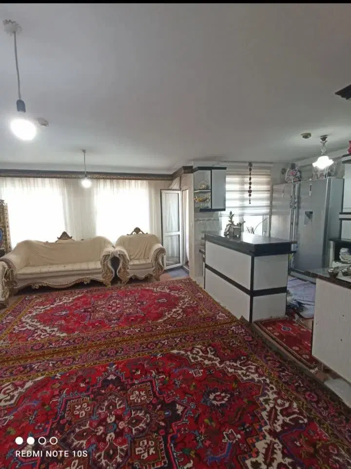 آپارتمان در مجتمع پرستاران (فروش فوری)